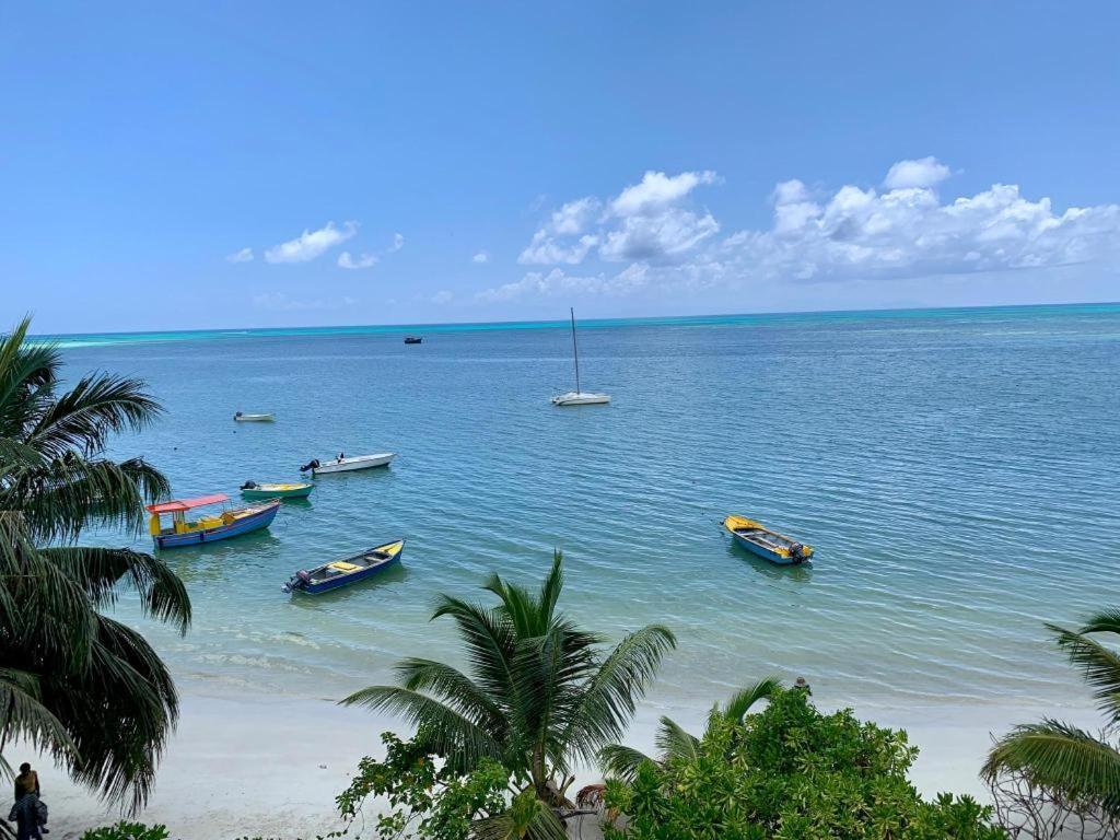 Hotel Diamond Plaza Grand Anse  Pokoj fotografie